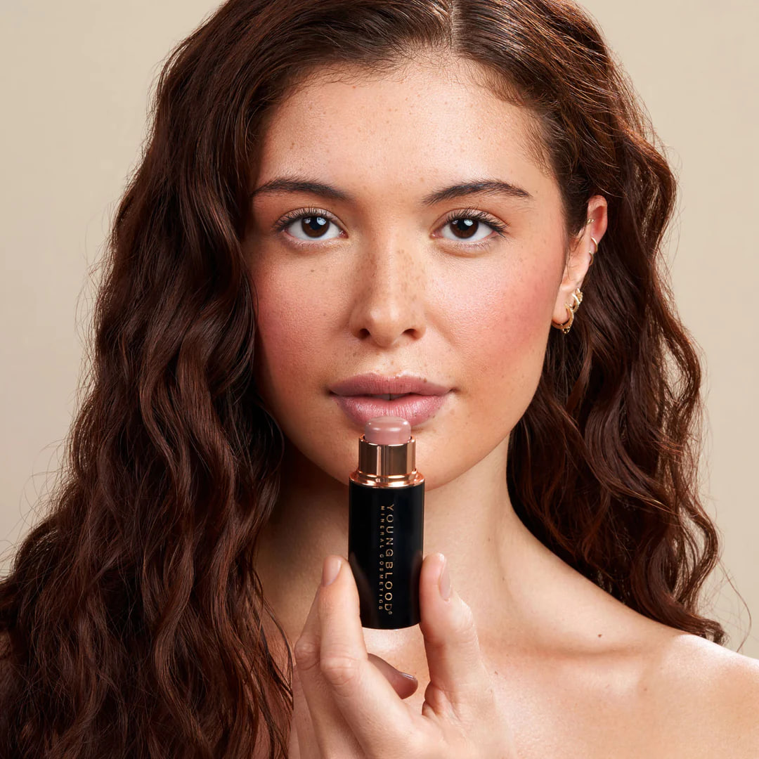 Youngblood VividLuxe Crème Blush Stick Crème Brûlée - Кремові рум'яна-стік - фото №3